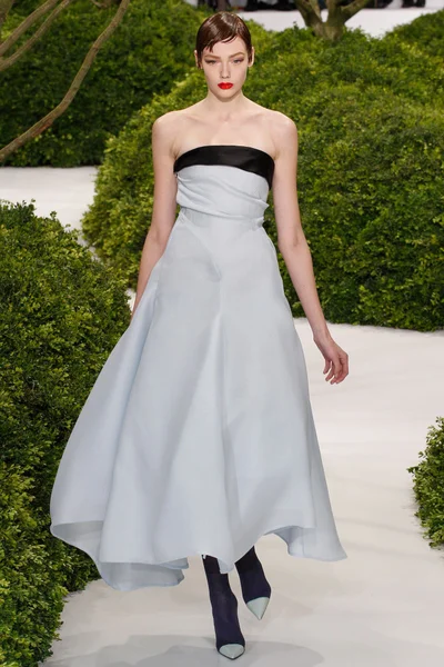 Look 1